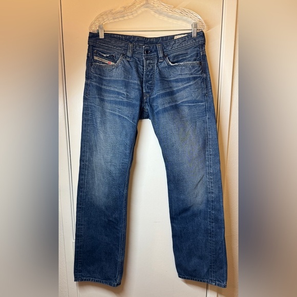 Diesel Men’s Viker Button Fly Medium Blue Wash Straight Leg Y2K Denim Jeans 32 - Picture 1 of 15